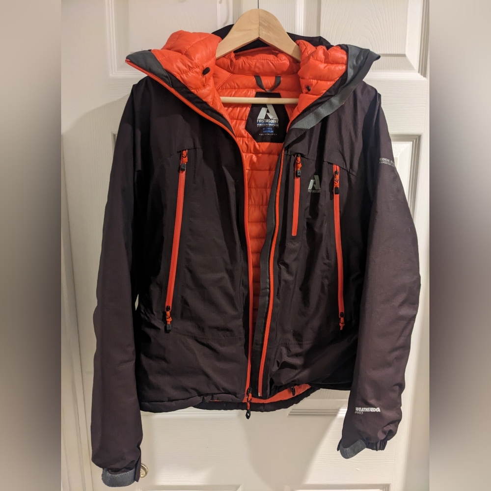 Eddie Bauer Weatheredge Pro, 800 Fill Goose Down, Waterproof rating